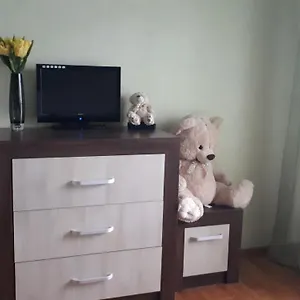 Séjour chez l'habitant Tulips - Guest Close To The Airport, Free Street Parking, Sofia